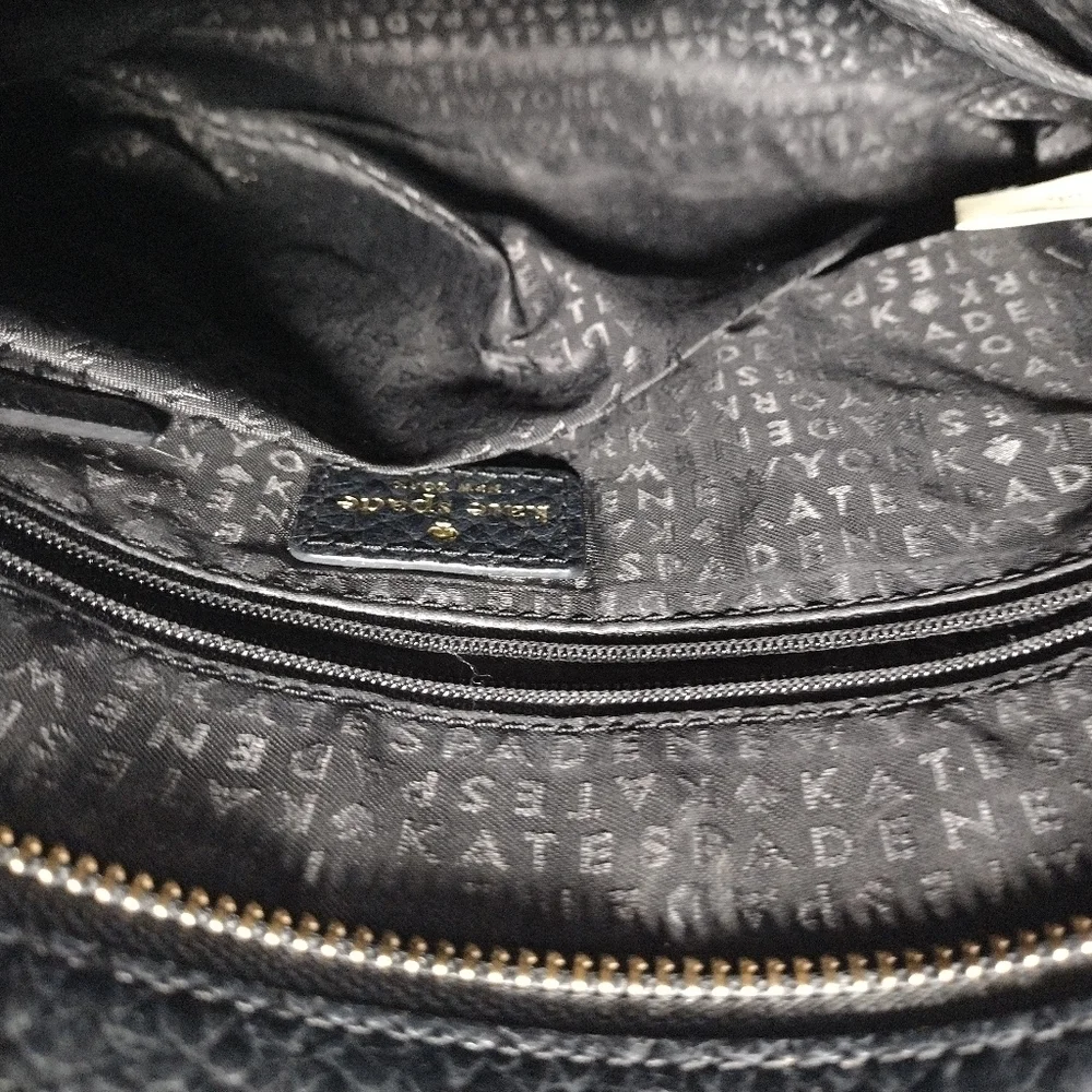 Kate Spade Bay Street Cora Crossbody Black Leather Pebbled Shoulder Bag EUC Mint